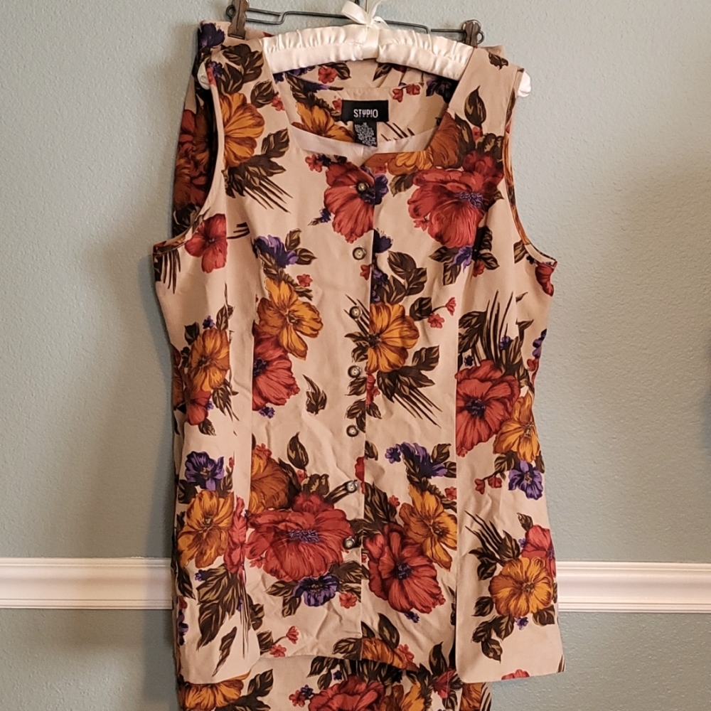 Studio 3000 Floral Long Skirt Set